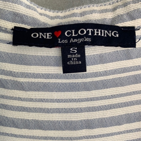 One Love Clothing Sleeveless Striped Top Blue and White Size Small - Picture 4 of 6